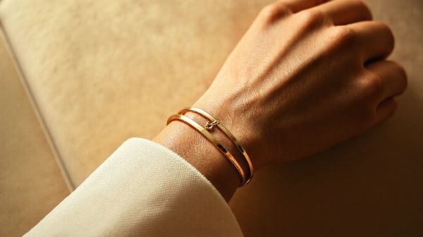 Adoptez l'élégance : découvrez les bracelets Yves Saint Laurent